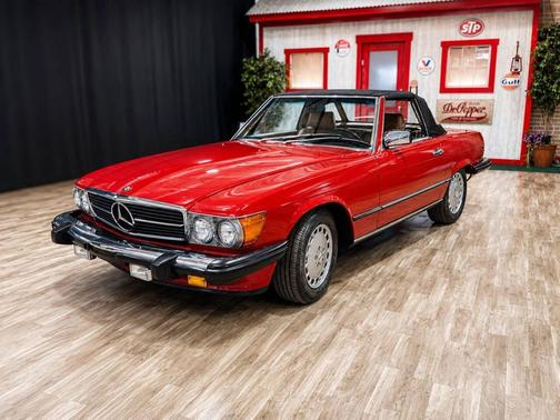 Red 1988 Mercedes-Benz S-Class 560 SL 2dr Convertible