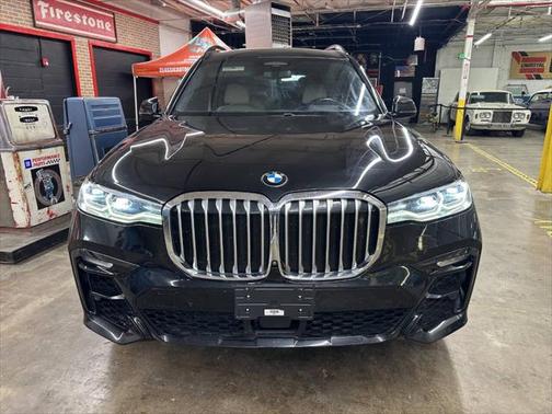2019 BMW X7 xDrive50i