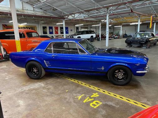 1966 Ford Mustang GT
