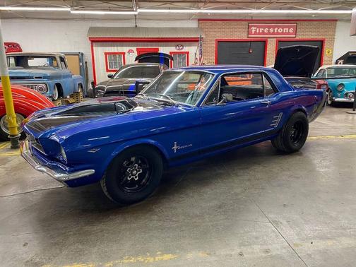 1966 Ford Mustang GT