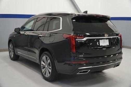 2025 Cadillac XT6 Premium Luxury AWD