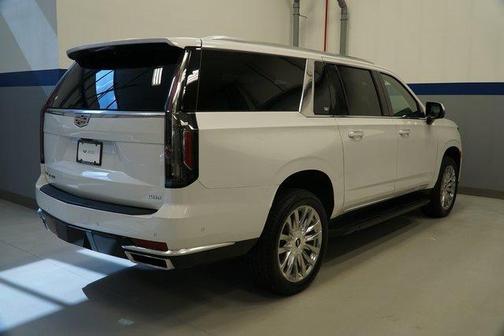 2023 Cadillac Escalade ESV Premium Luxury