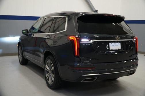 2022 Cadillac XT6 Premium Luxury AWD