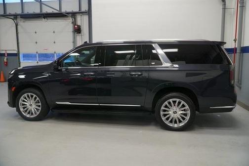 2023 Cadillac Escalade ESV Premium Luxury