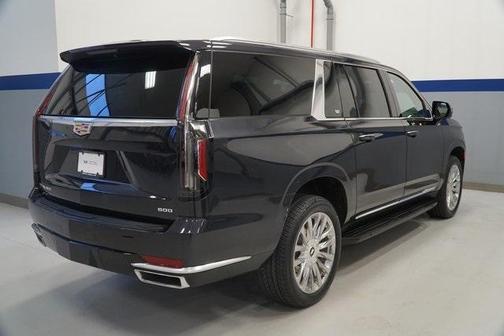 2023 Cadillac Escalade ESV Premium Luxury