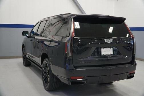 2023 Cadillac Escalade ESV Sport Platinum