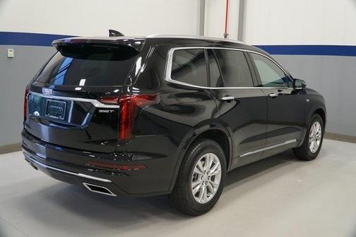 2025 Cadillac XT6 Luxury AWD