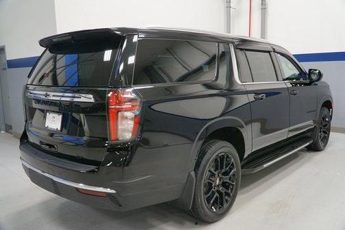 2022 Chevrolet Suburban LT