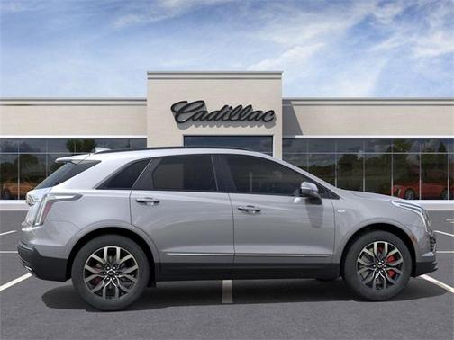 2025 Cadillac XT5 Sport