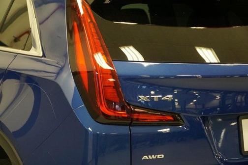 2023 Cadillac XT4 Luxury