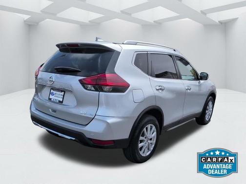 Brilliant Silver Metallic 2020 Nissan Rogue SV