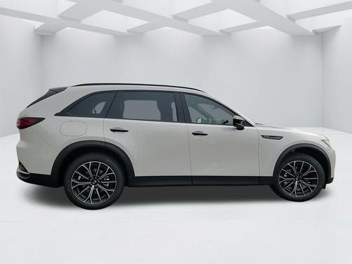 2025 Mazda CX-70 PHEV Premium Plus Package