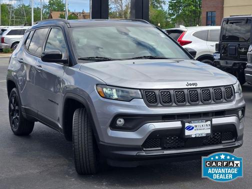 Billet Silver Metallic Clearcoat 2023 Jeep Compass Altitude