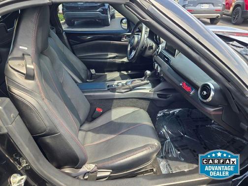 Jet Black 2016 Mazda MX-5 Miata Grand Touring