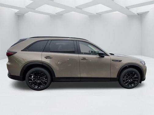 Zircon Sand Metallic 2026 Mazda CX-70 3.3 TURBO PREFERRED