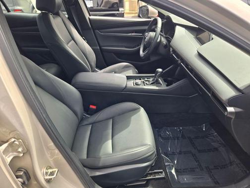 Platinum Quartz Metallic 2023 Mazda Mazda3 FWD w/Select Package