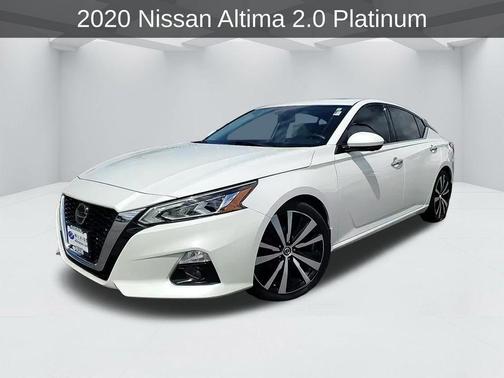 2020 Nissan Altima 2.0 Platinum