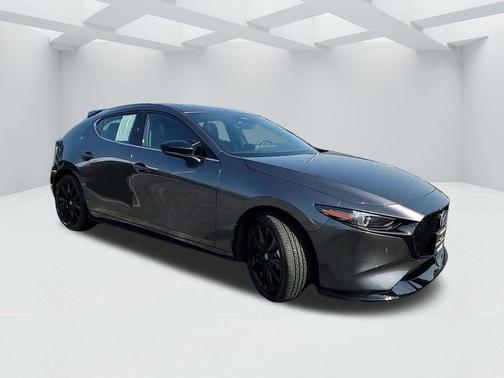 2025 Mazda Mazda3 Premium Plus