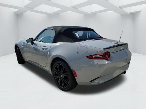 2025 Mazda MX-5 Miata Club
