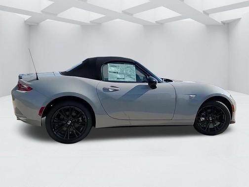 2025 Mazda MX-5 Miata Club