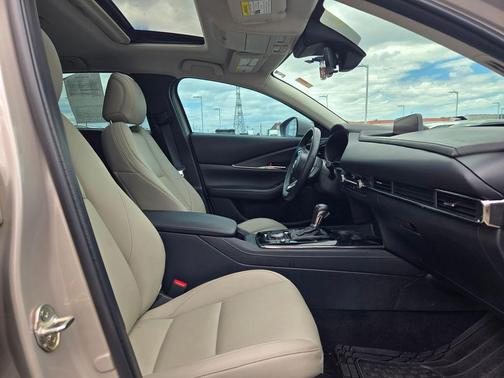 Platinum Quartz Metallic 2022 Mazda CX-30 2.5 S Preferred Package