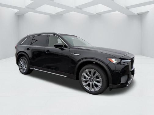 2026 Mazda CX-90 Premium Plus