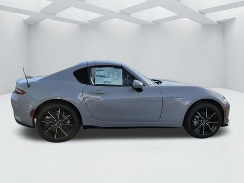 Metallic 2026 Mazda MX-5 Miata GRAND TOURING