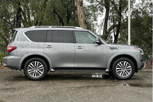 2024 Nissan Armada SL