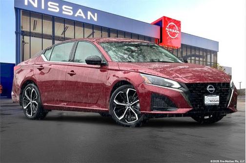 2025 Nissan Altima SR