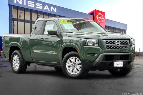 2023 Nissan Frontier SV