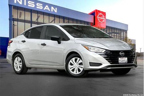 Brilliant Silver Metallic 2025 Nissan Versa 1.6 S