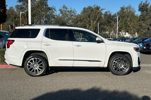 Summit White 2023 GMC Acadia Denali