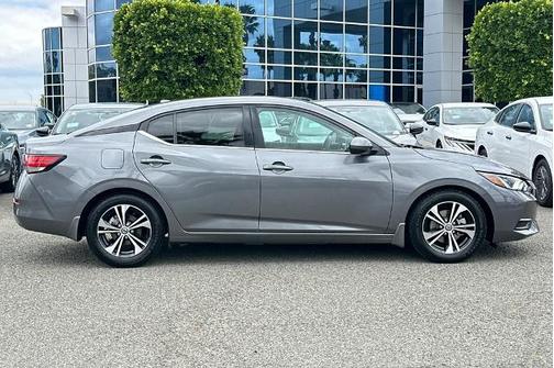 Gun Metallic 2023 Nissan Sentra SV