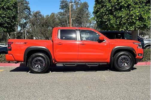 Afterburn Orang 2025 Nissan Frontier PRO-X