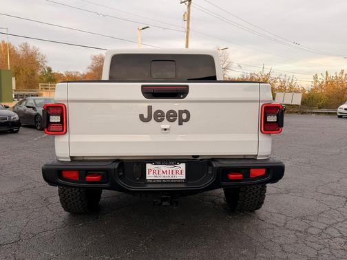 Bright White Clearcoat 2020 Jeep Gladiator Rubicon