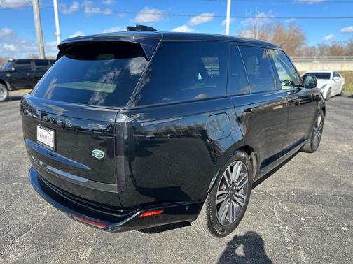 2023 Land Rover Range Rover P530 SE