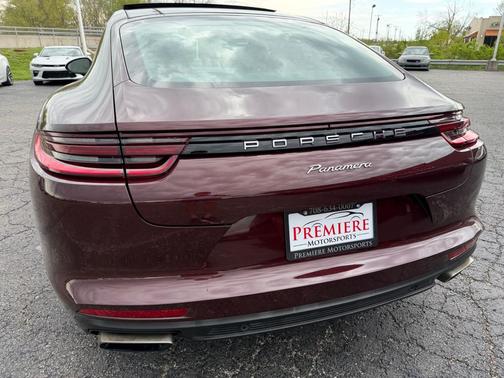 Burgundy Red Metallic 2018 Porsche Panamera 4