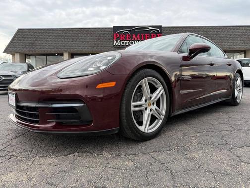 Burgundy Red Metallic 2018 Porsche Panamera 4