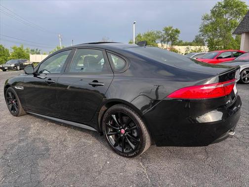 2018 Jaguar XF 35t R-Sport