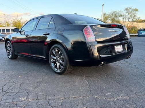 2014 Chrysler 300 S
