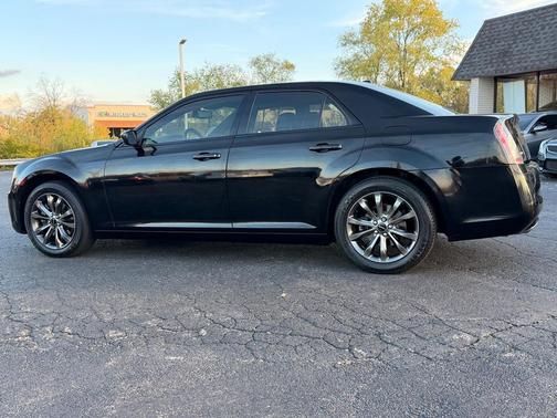 2014 Chrysler 300 S