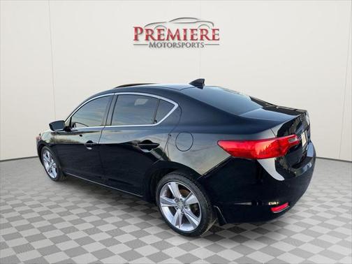 2013 Acura ILX 2.0L Technology