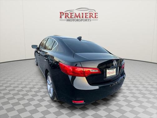 2013 Acura ILX 2.0L Technology