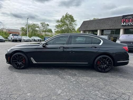 Jet Black 2016 BMW 740 740i