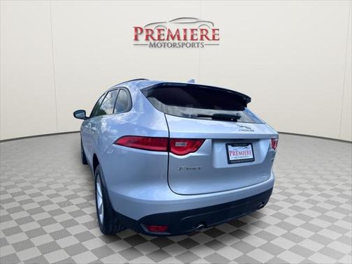 2018 Jaguar F-PACE 25t Premium