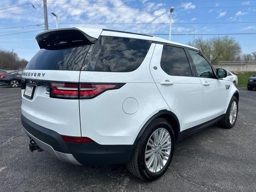 Fuji White 2020 Land Rover Discovery HSE