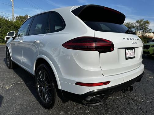 2018 Porsche Cayenne Platinum Edition