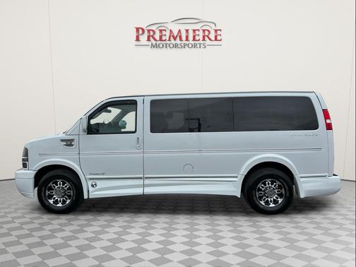 Summit White 2021 Chevrolet Express 2500 Work Van