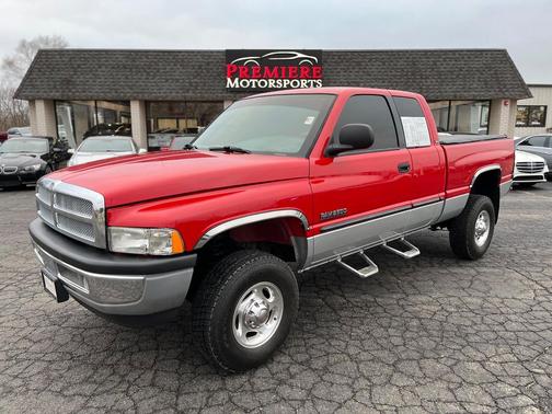 Flame Red / Light Driftwood SG 2000 Dodge Ram 2500 SLT