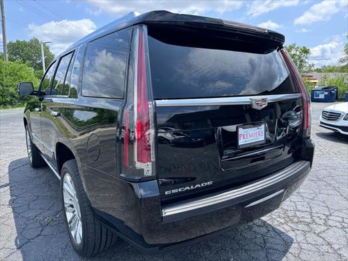 2018 Cadillac Escalade Platinum